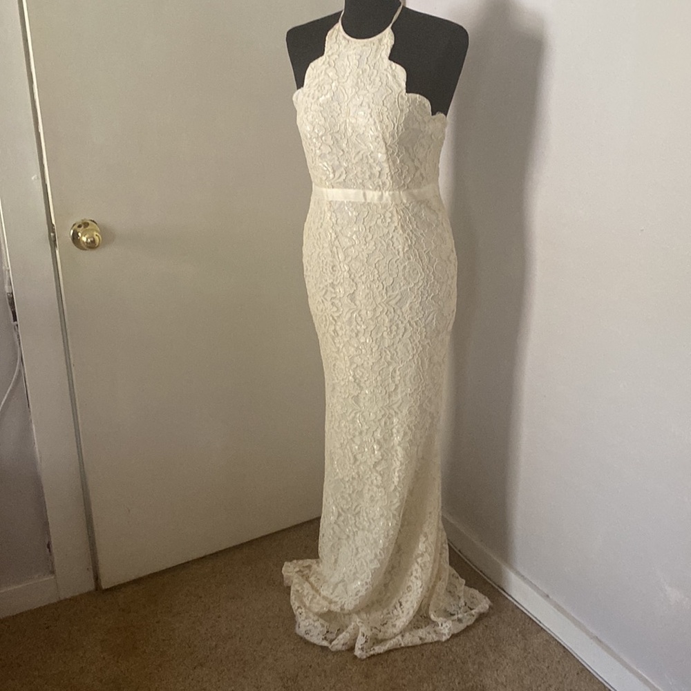 Stunning maxi dress